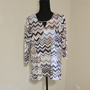 Alfred Dunner Zigzag Patterned Shirt in Neutral Tones